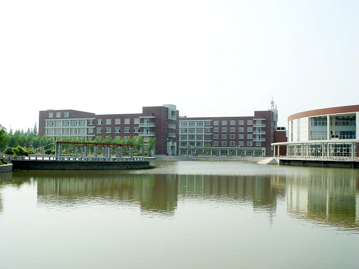 扬州大学广陵学院